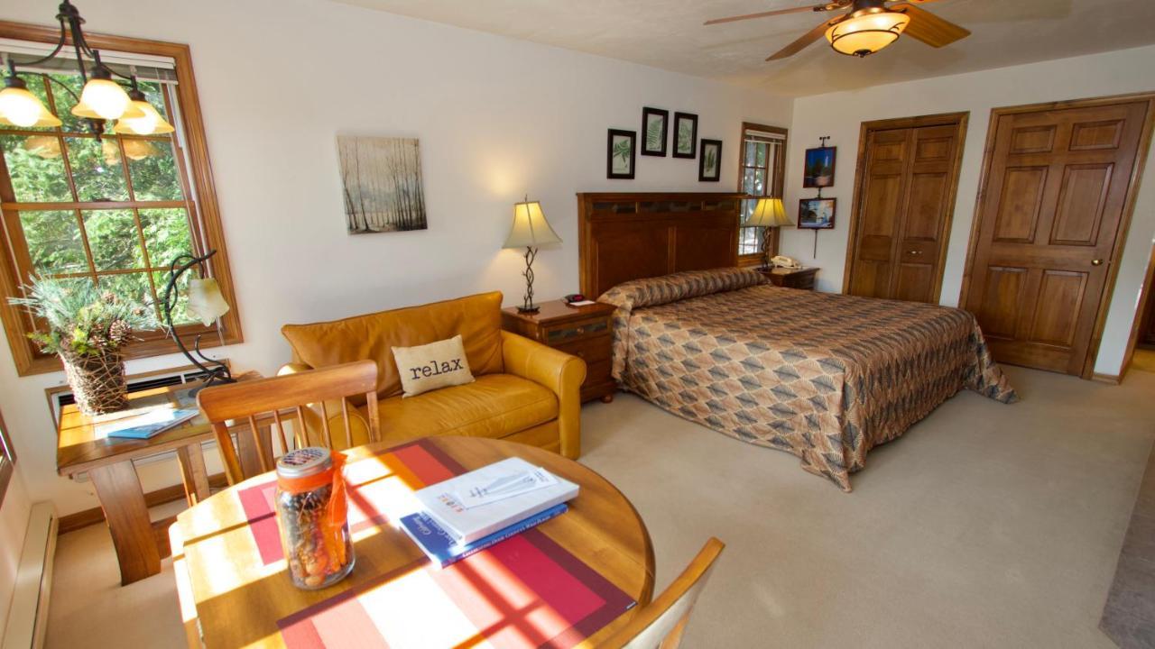 Baileys Harbor Yacht Club Resort Exterior foto